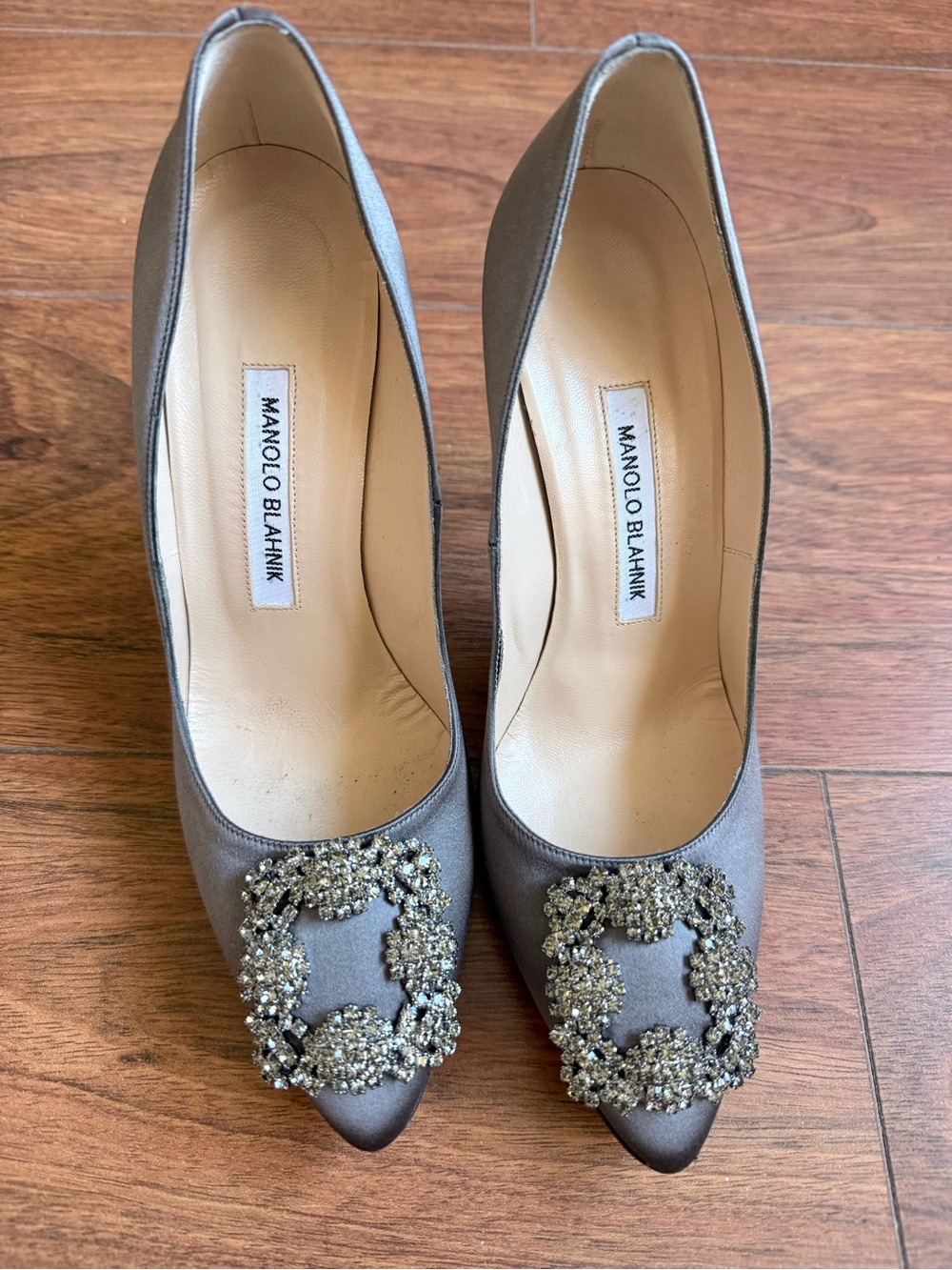 Manolo Blahnik Hangisi